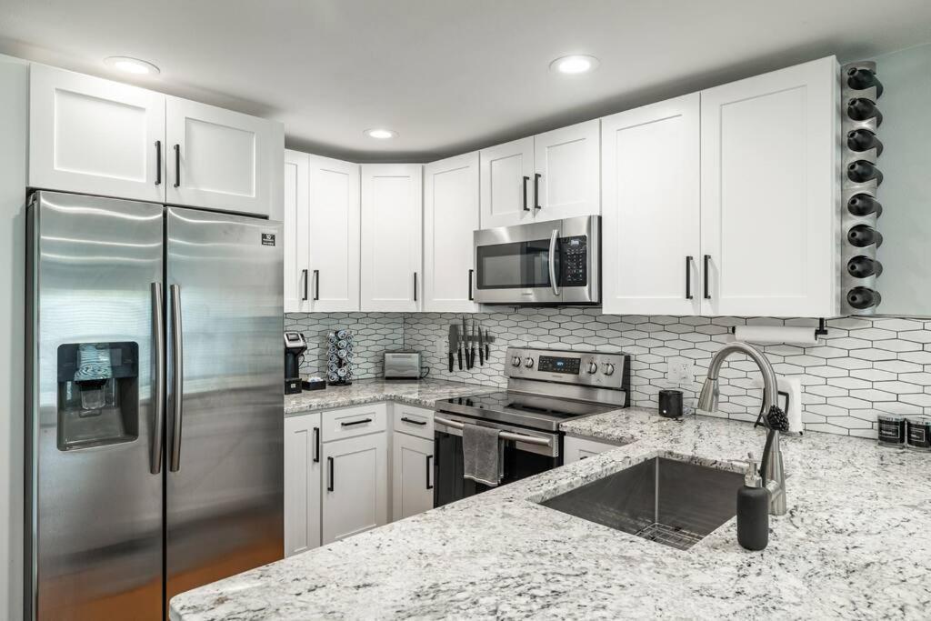 Grand Oaks Terminal In The Heights Apartment Tampa Bagian luar foto